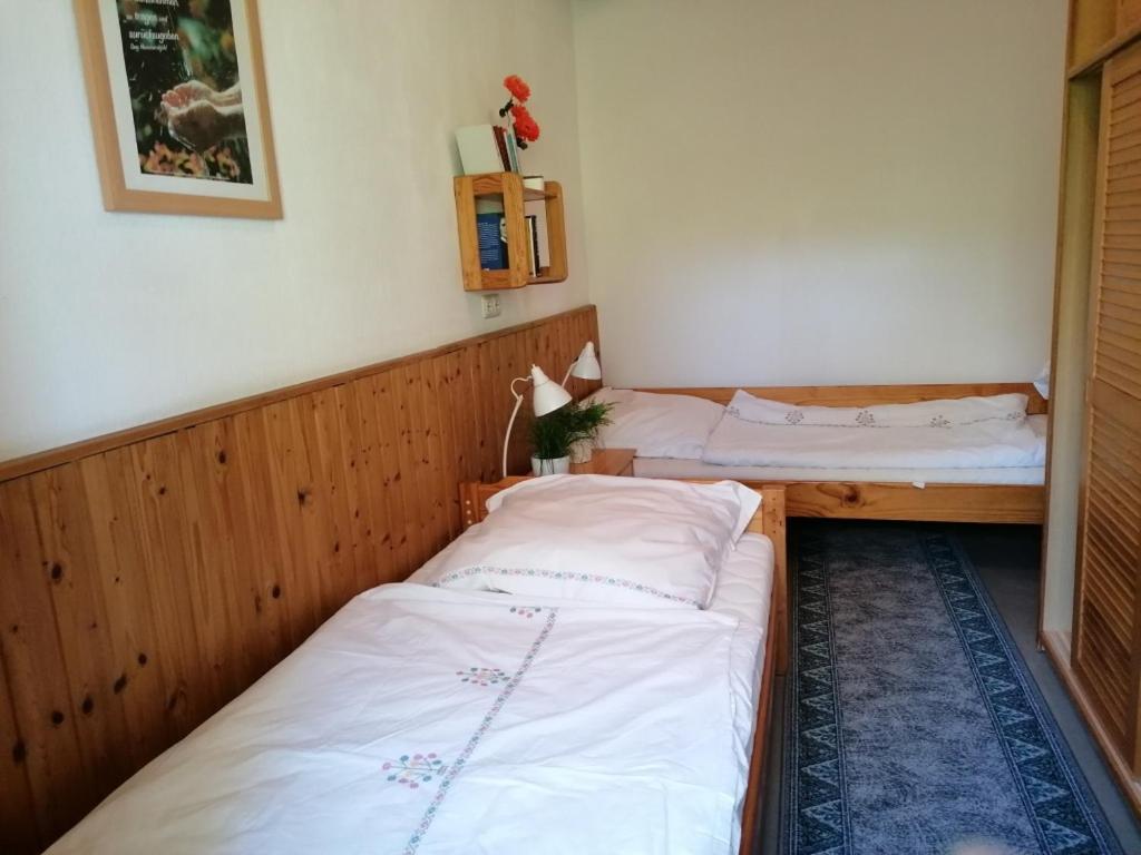 Ruestzeitenheim Sonnenschein Saalburg Room photo
